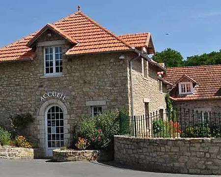Ollivauds Kamp alanı 2*